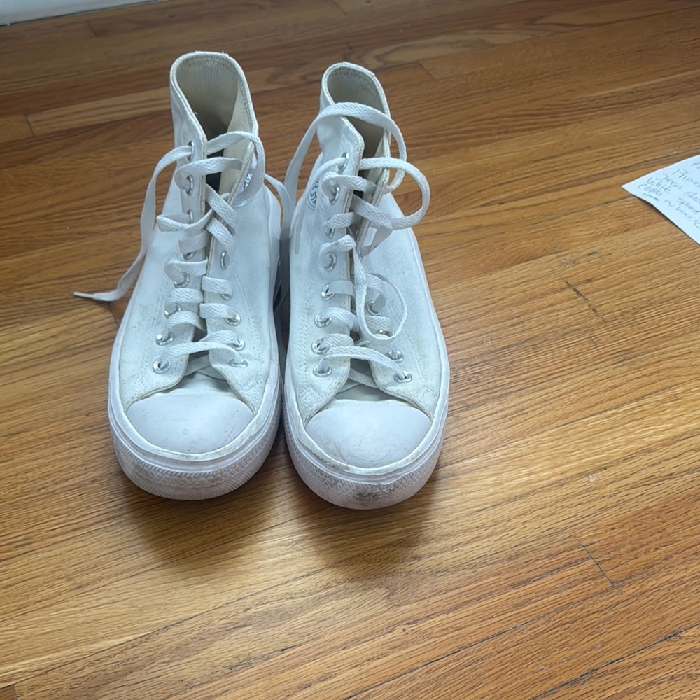 Converse White High-Top Sneakers Classic Design